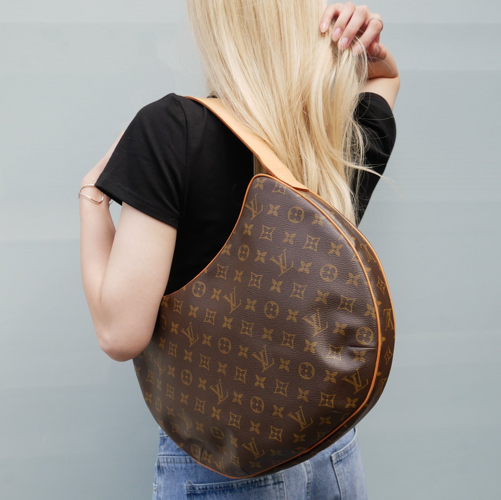 Louis Vuitton 2003 CROISSANT GM M51511 | AlmaBagz