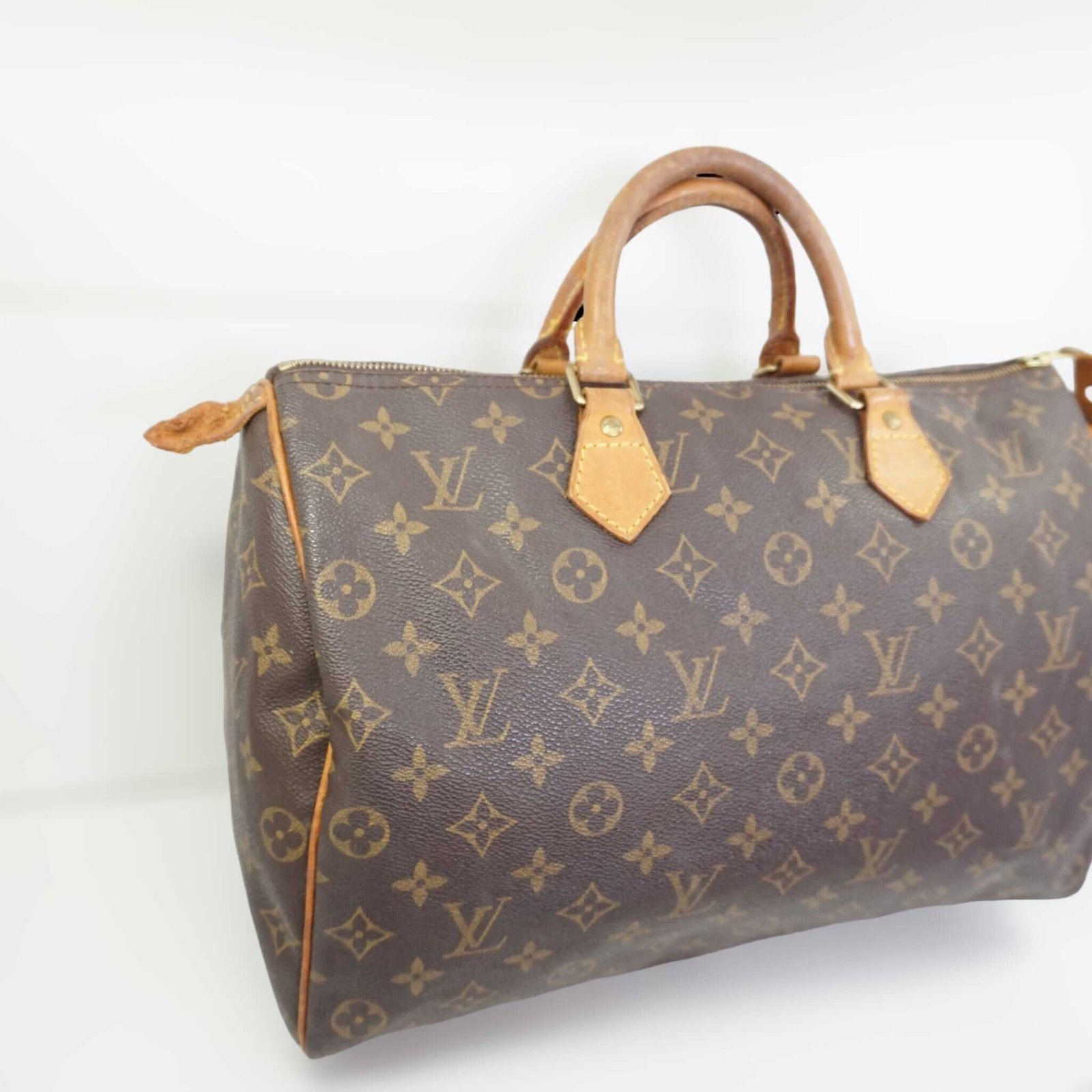 Louis Vuitton Speedy | AlmaBagz - Image 2