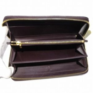 Louis Vuitton Brown Patent leather Sarah wallet accessories | AlmaBagz