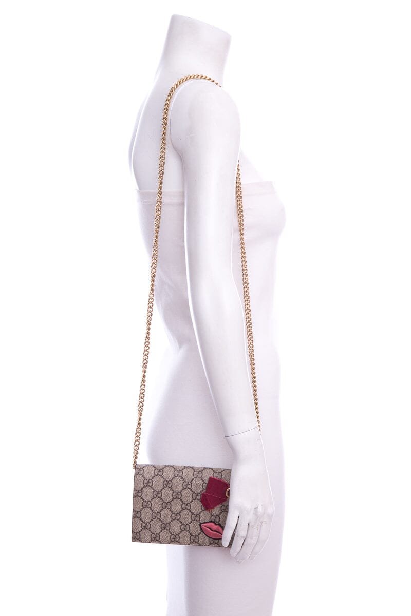 Gucci Multi Monogram Wallet on Chain | AlmaBagz