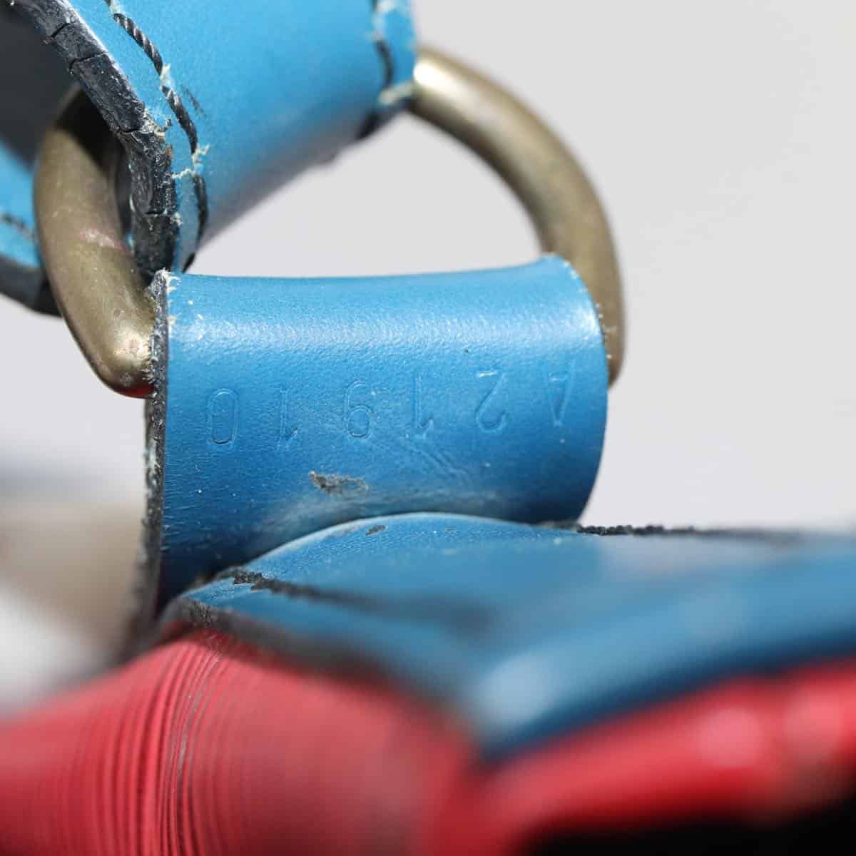 LOUIS VUITTON Epi Toriko Color Noe ShoulderBag Red Blue Green M44084 Auth 76182 | AlmaBagz - Image 12