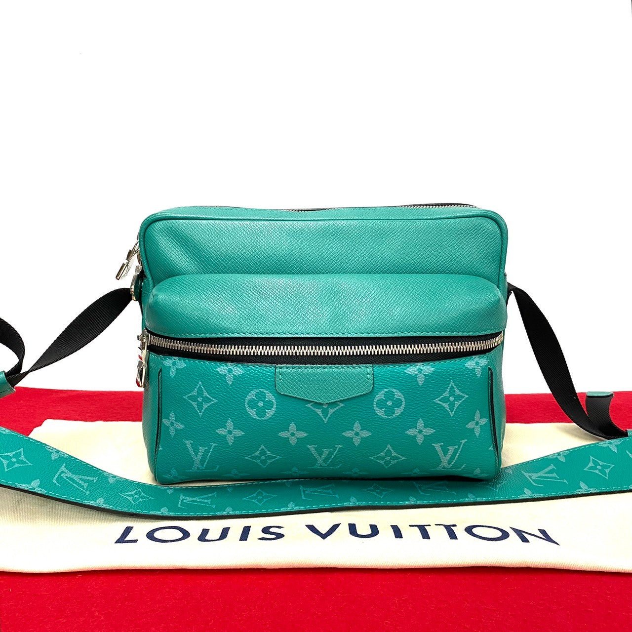 LOUIS VUITTON Shoulder Bag leather green Taigalama outdoor messenger | AlmaBagz - Image 9