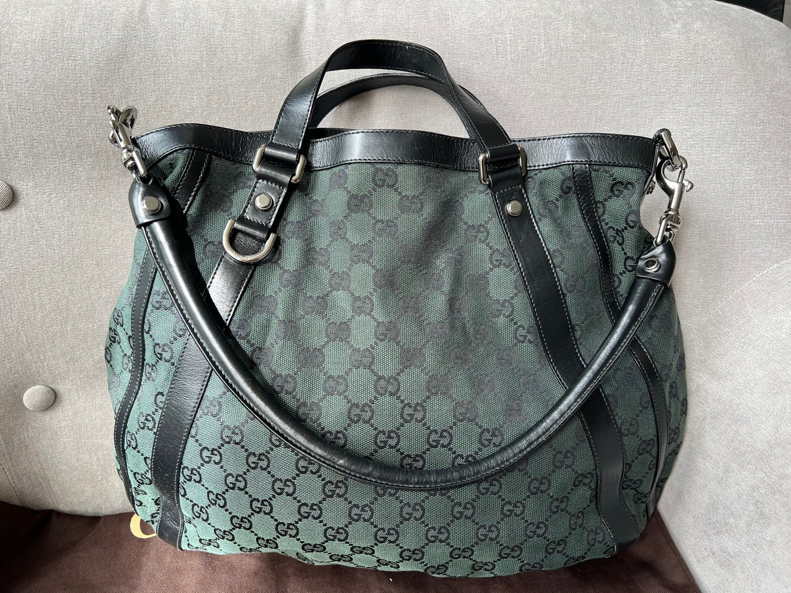 Gucci Abbey Convertible GG Canvas Tote | AlmaBagz - Image 17