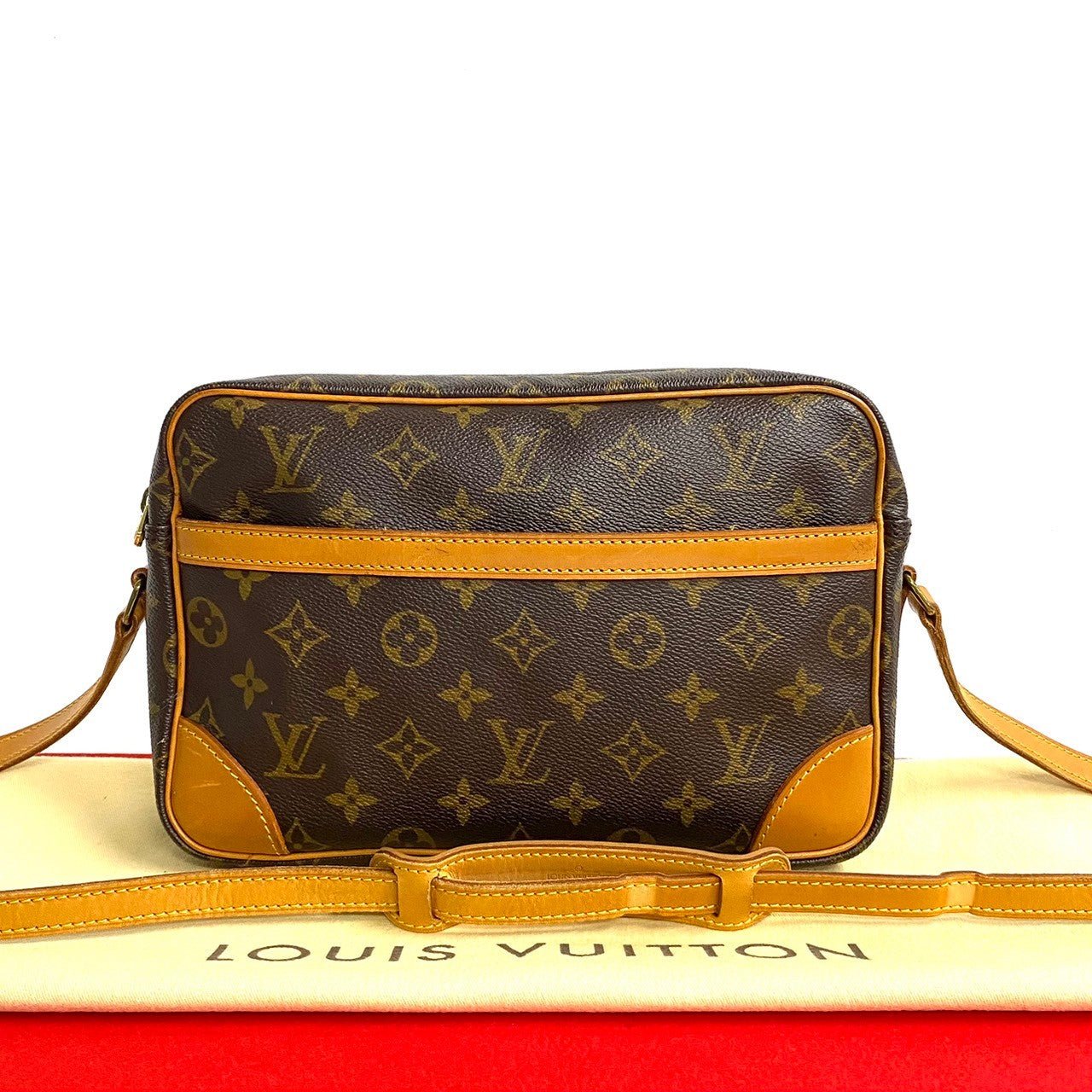 LOUIS VUITTON Shoulder Bag leather Brown Monogram Trocadero | AlmaBagz - Image 10