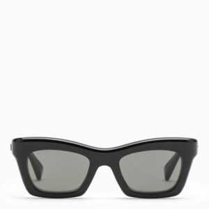 Gucci Black Acetate Rectangular Sunglasses Women | AlmaBagz