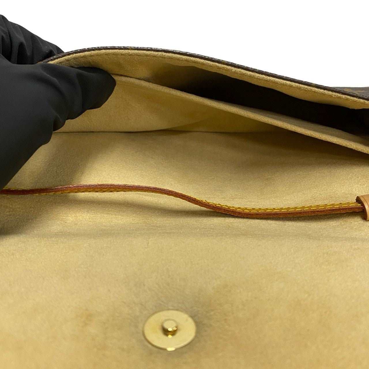 LOUIS VUITTON Shoulder Bag leather Brown Monogram Pochette Twin GM | AlmaBagz - Image 9