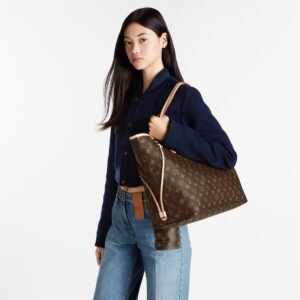 LOUIS VUITTON 2022 Monogram Neverfull MM Tote in Pivoine Pink | AlmaBagz