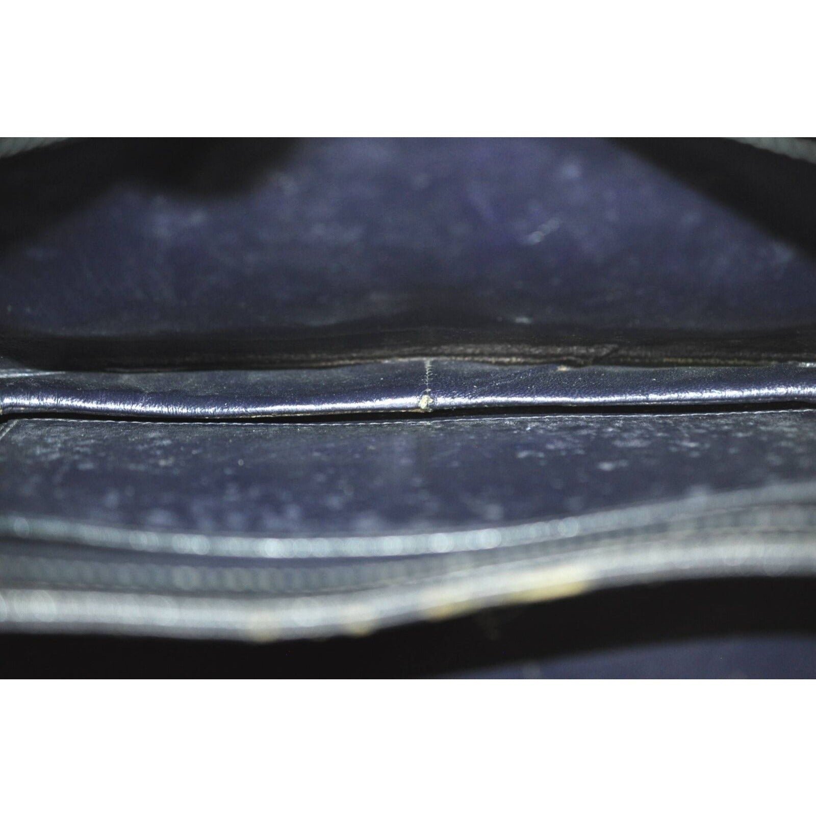 Gucci 60's navy leather saddle bag with gold logo clasp | AlmaBagz - Image 8