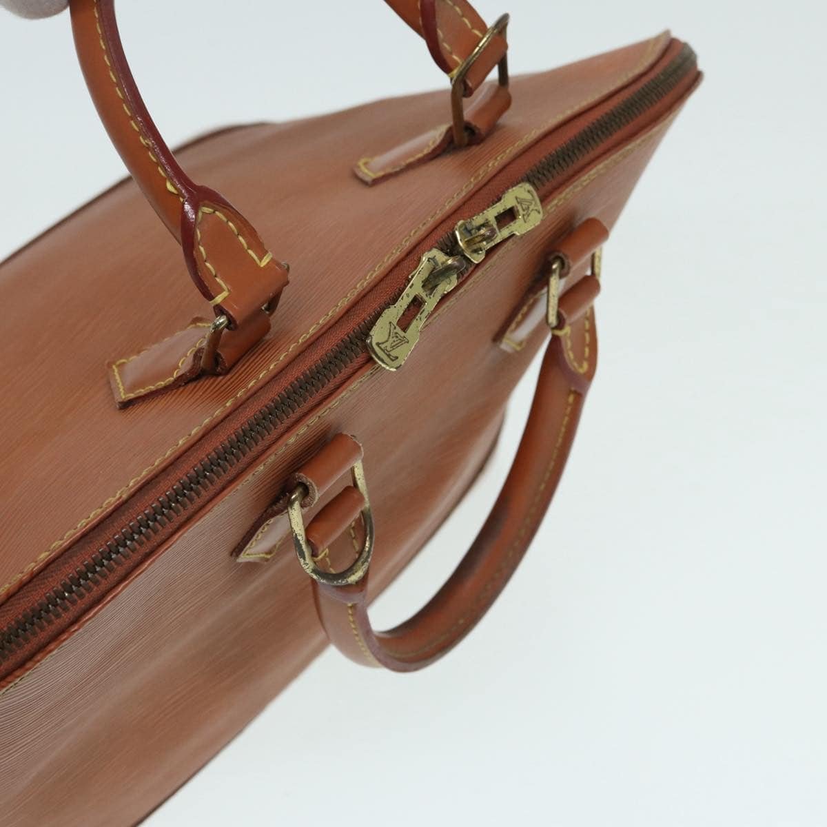 LOUIS VUITTON Epi Alma Hand Bag Brown Zipangu Gold M52148 LV Auth 87498 | AlmaBagz - Image 6