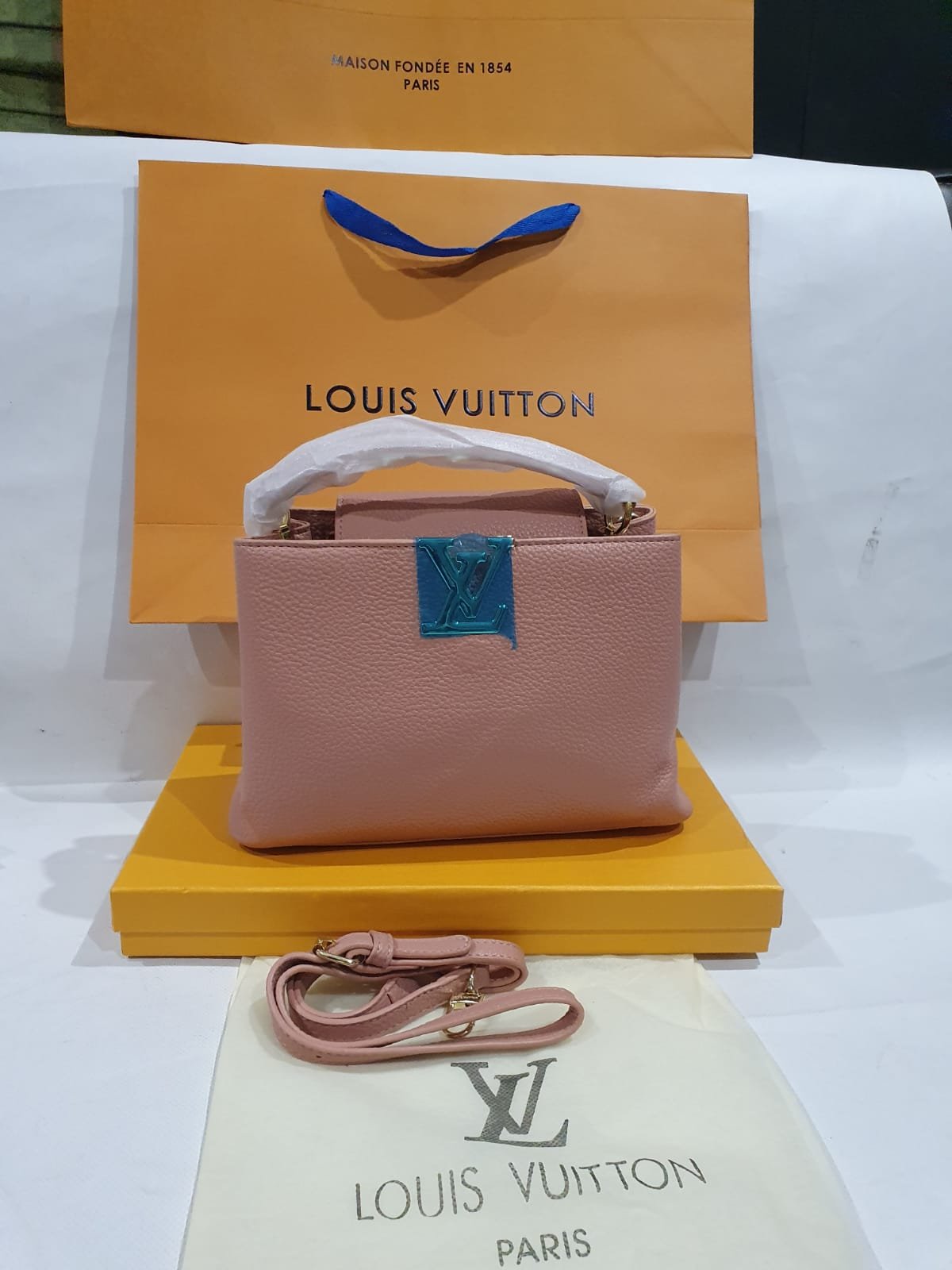 Louis Vuitton Capucines BB Handbag | AlmaBagz