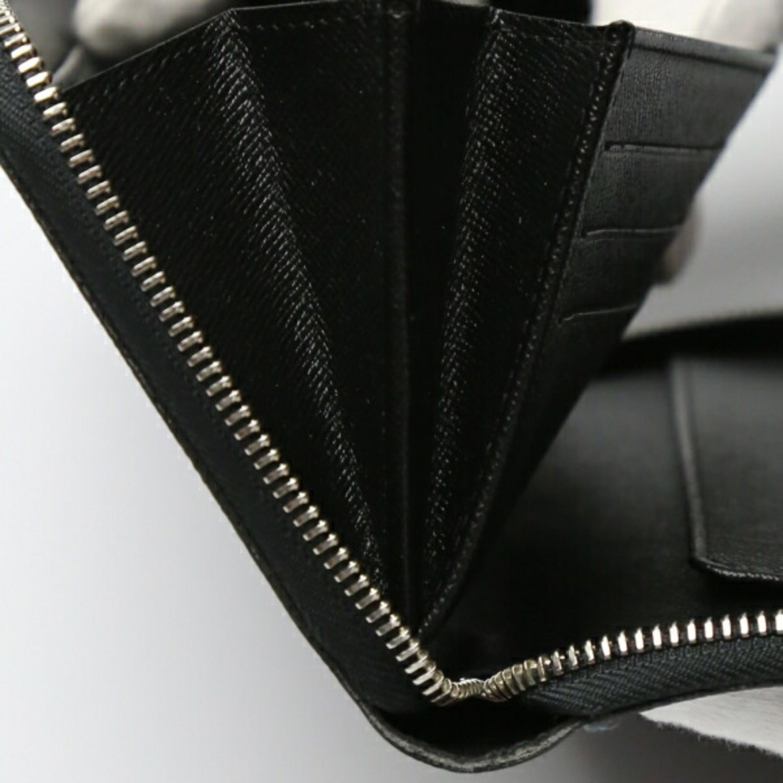 LOUIS VUITTON Organizer Wallet | AlmaBagz - Image 9