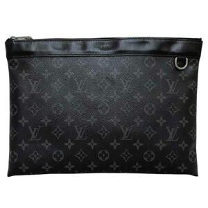 LOUIS VUITTON Discovery Clutch Bag | AlmaBagz