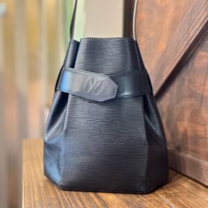 LOUIS VUITTON Sac D'Epaule PM Black Epi Leather Bucket Bag | AlmaBagz