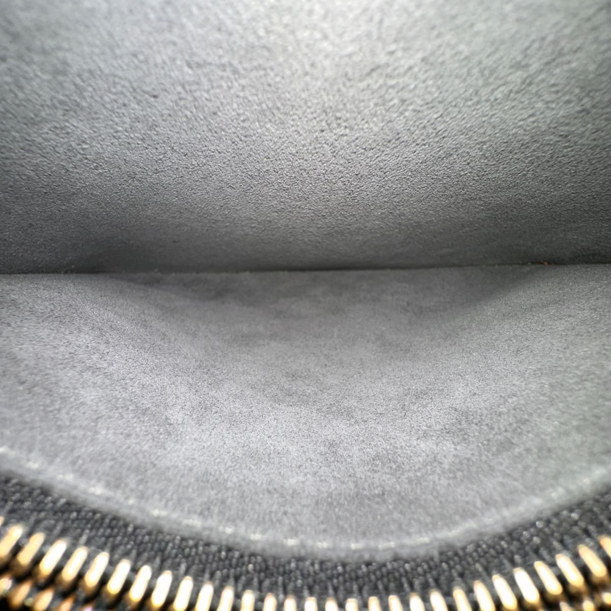 Louis Vuitton Sablon Epi Leather | AlmaBagz - Image 7