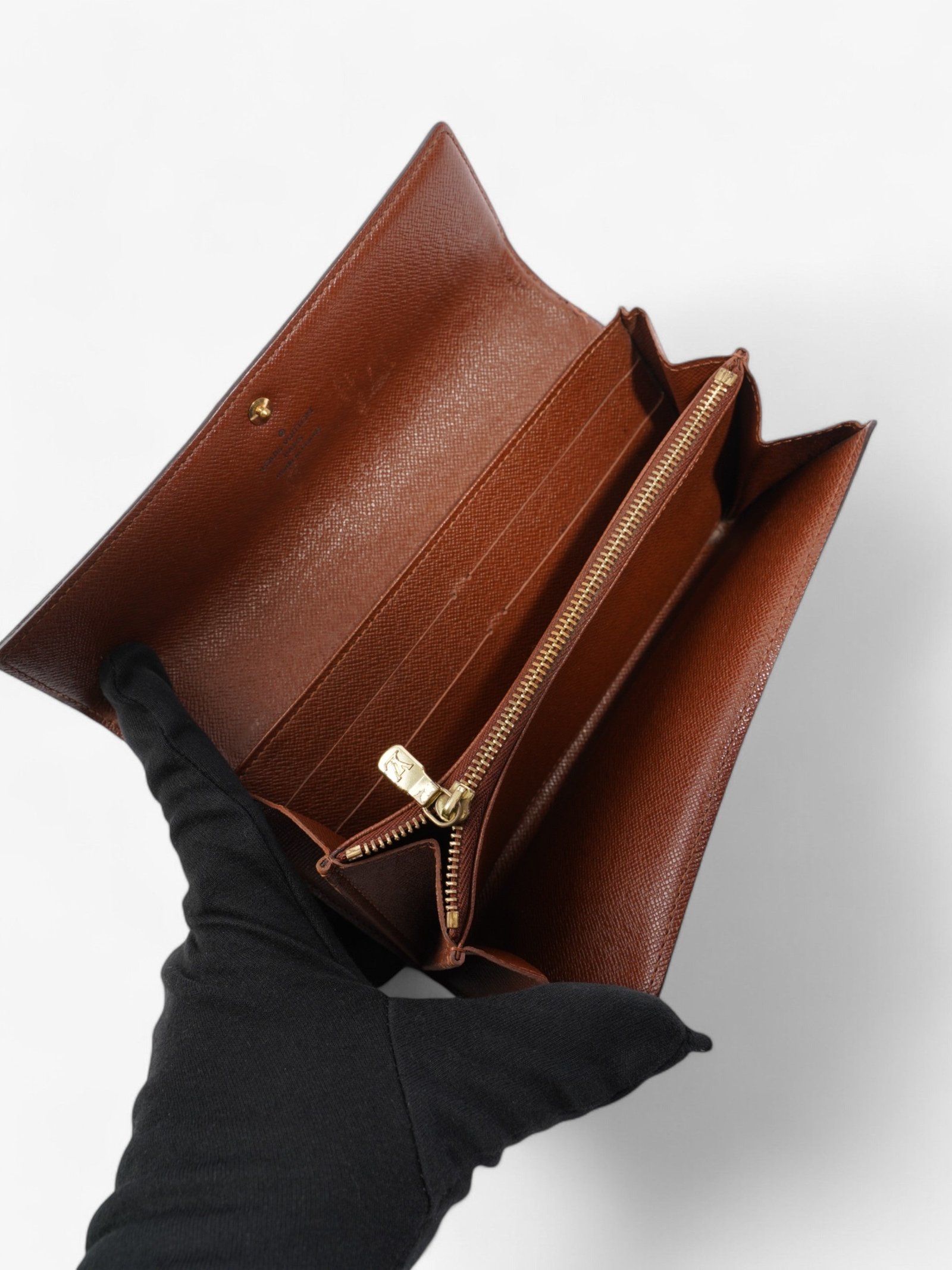 Louis Vuitton Pochette Porte Monecredit Monogram Coated Canvas | AlmaBagz - Image 4