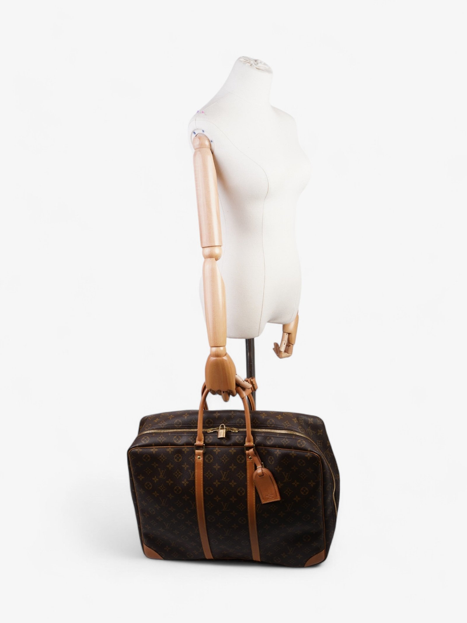 Louis Vuitton Sirius Monogram Coated Canvas 50 | AlmaBagz