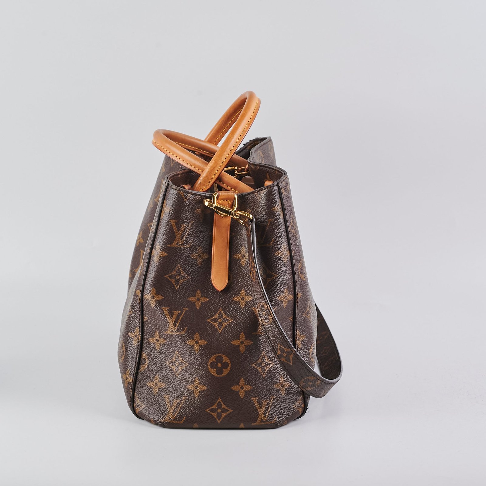 Louis Vuitton Montaigne BB | AlmaBagz