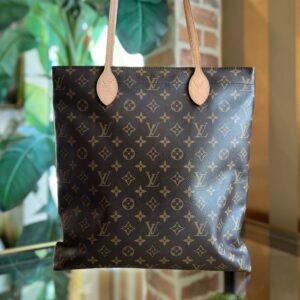 LOUIS VUITTON Carry It Monogram Tote | AlmaBagz