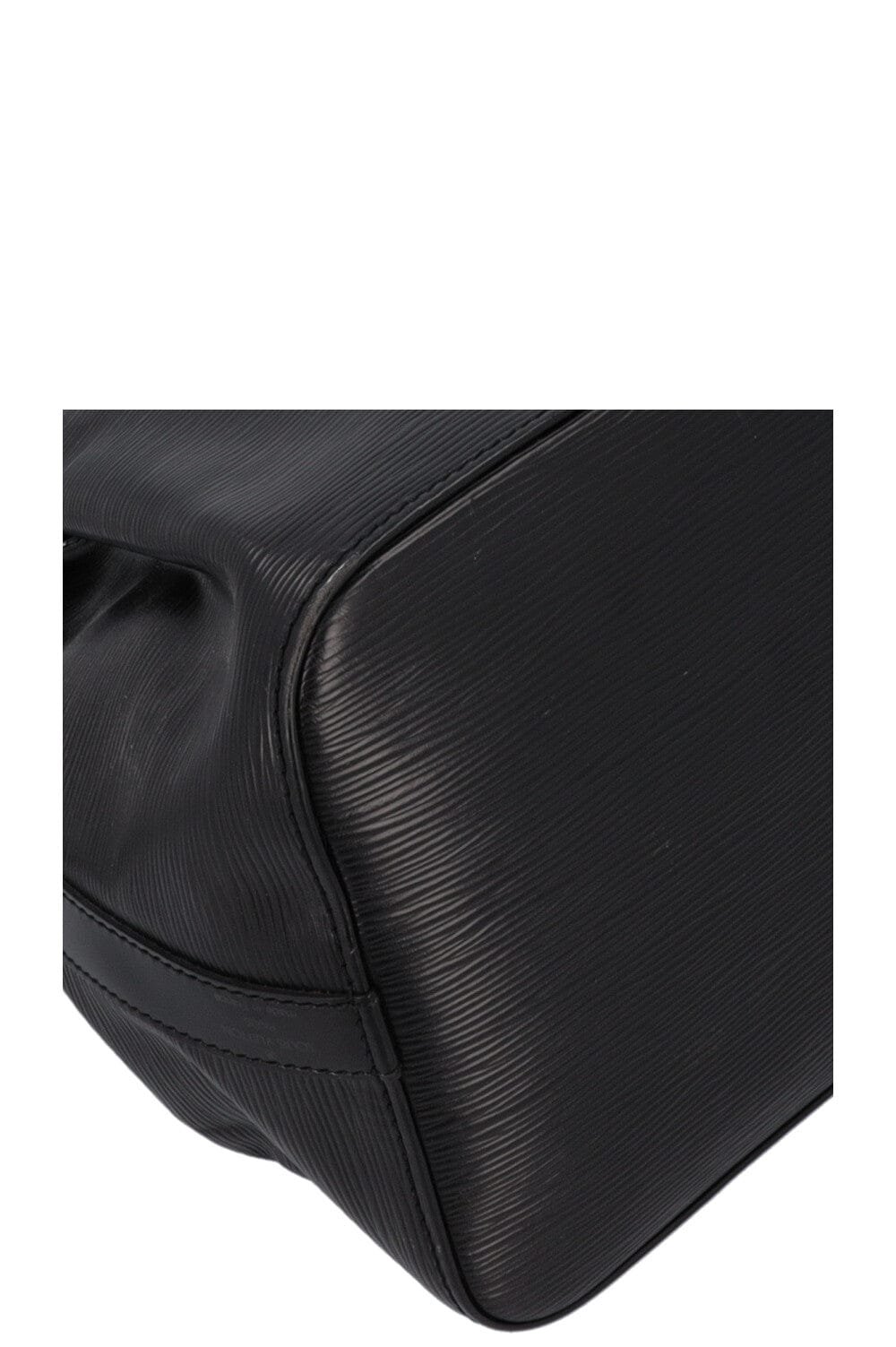 LOUIS VUITTON Petit Sac Noe Bag Epi Black | AlmaBagz - Image 7