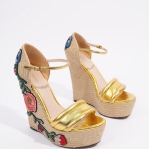 Gucci Wedge Gold Raffia EU 38.5 UK 5.5 | AlmaBagz