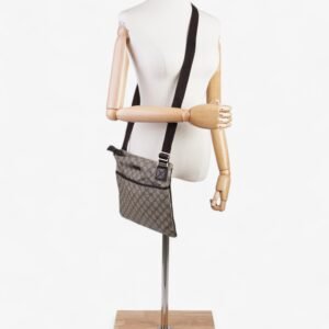Gucci Messenger Bag Supreme Print | AlmaBagz