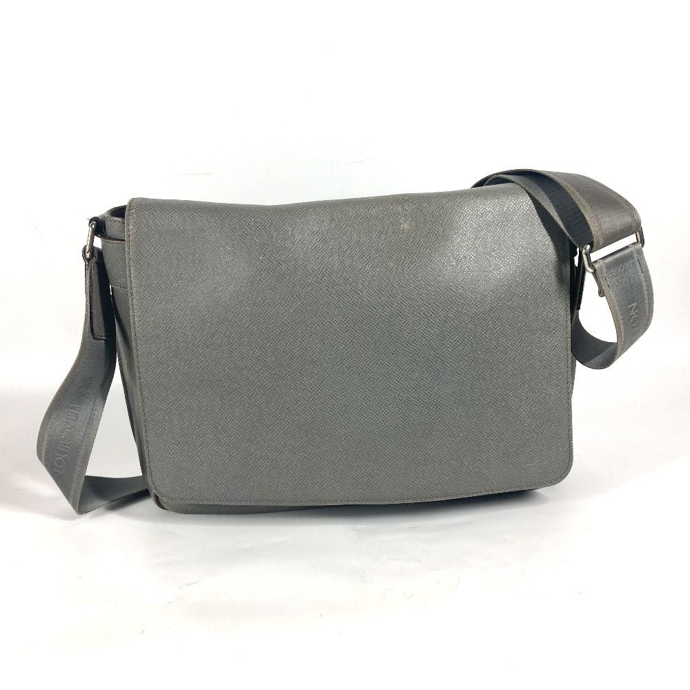 LOUIS VUITTON Shoulder Bag M32623 Taiga Leather gray Taiga Roman MM mens Used | AlmaBagz - Image 18