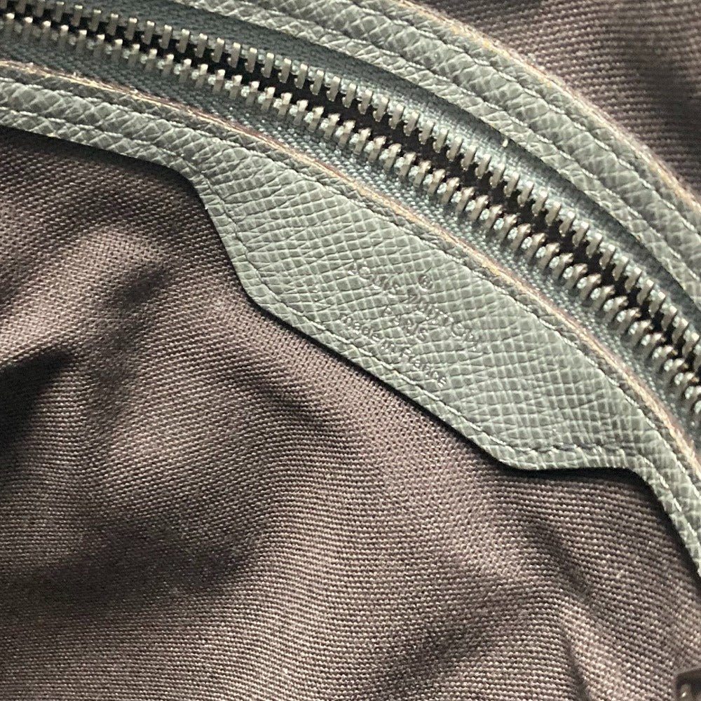 LOUIS VUITTON Shoulder Bag M32623 Taiga Leather gray Taiga Roman MM mens Used | AlmaBagz - Image 15