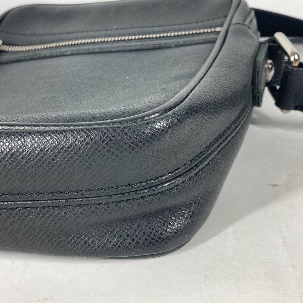 LOUIS VUITTON Shoulder Bag M32462 Taiga Leather black Taiga Dimitri mens Used | AlmaBagz - Image 5