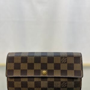 LOUIS VUITTON Damier Ebene Vintage Sarah Wallet | AlmaBagz