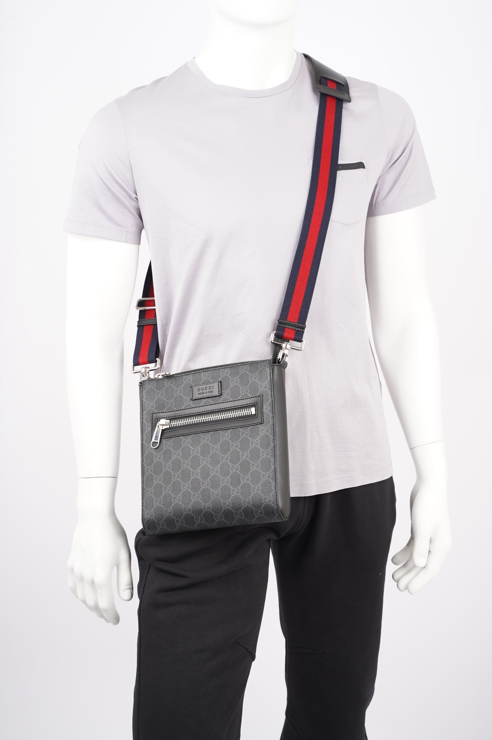 Gucci Mens Messenger Bag Black Small | AlmaBagz