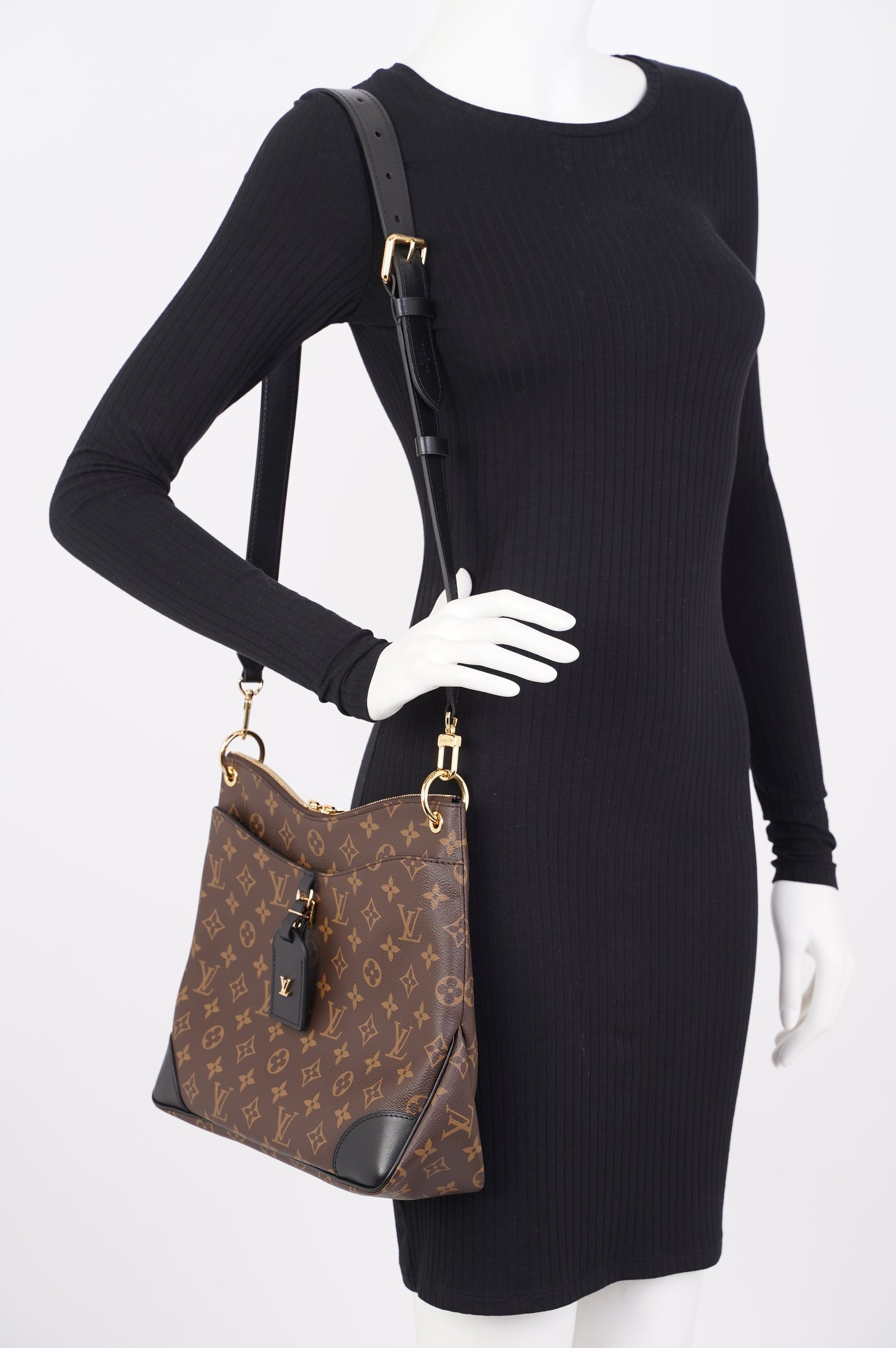 Louis Vuitton Odeon Bag Monogram Canvas MM | AlmaBagz