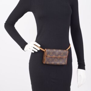 Louis Vuitton Pochette Florentine Monogram Canvas | AlmaBagz