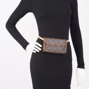 Louis Vuitton Pochette Florentine Monogram Canvas | AlmaBagz