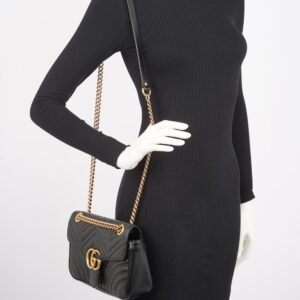 Gucci Womens Marmont Flap Black / Gold Small | AlmaBagz