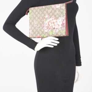 Gucci Womens Toiletry Pouch Floral | AlmaBagz