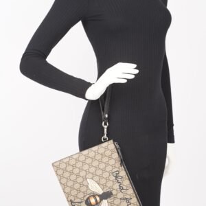 Gucci Pouch Bee Supreme / Bee Print Canvas | AlmaBagz
