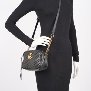 Gucci Womens Marmont Zip Black / Gold Small | AlmaBagz
