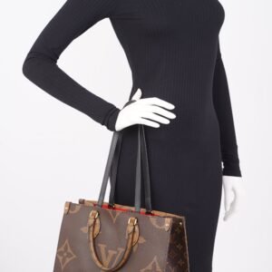 Louis Vuitton OnTheGo Bag Reversed Monogram Canvas MM | AlmaBagz