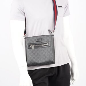 Gucci Mens GG Messenger Bag Black Small | AlmaBagz