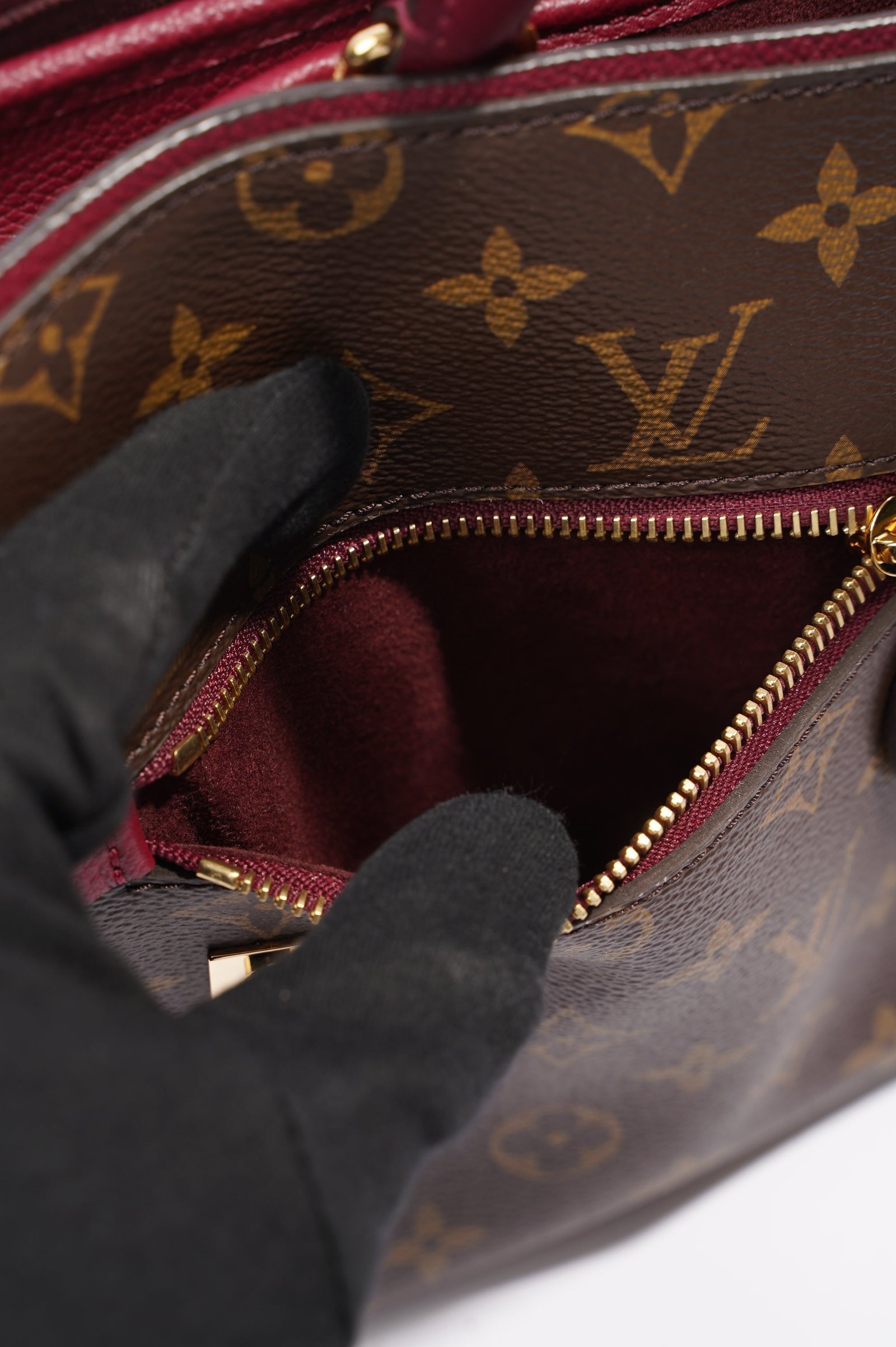 Louis Vuitton Popincourt Monogram Canvas Raisin PM | AlmaBagz - Image 14