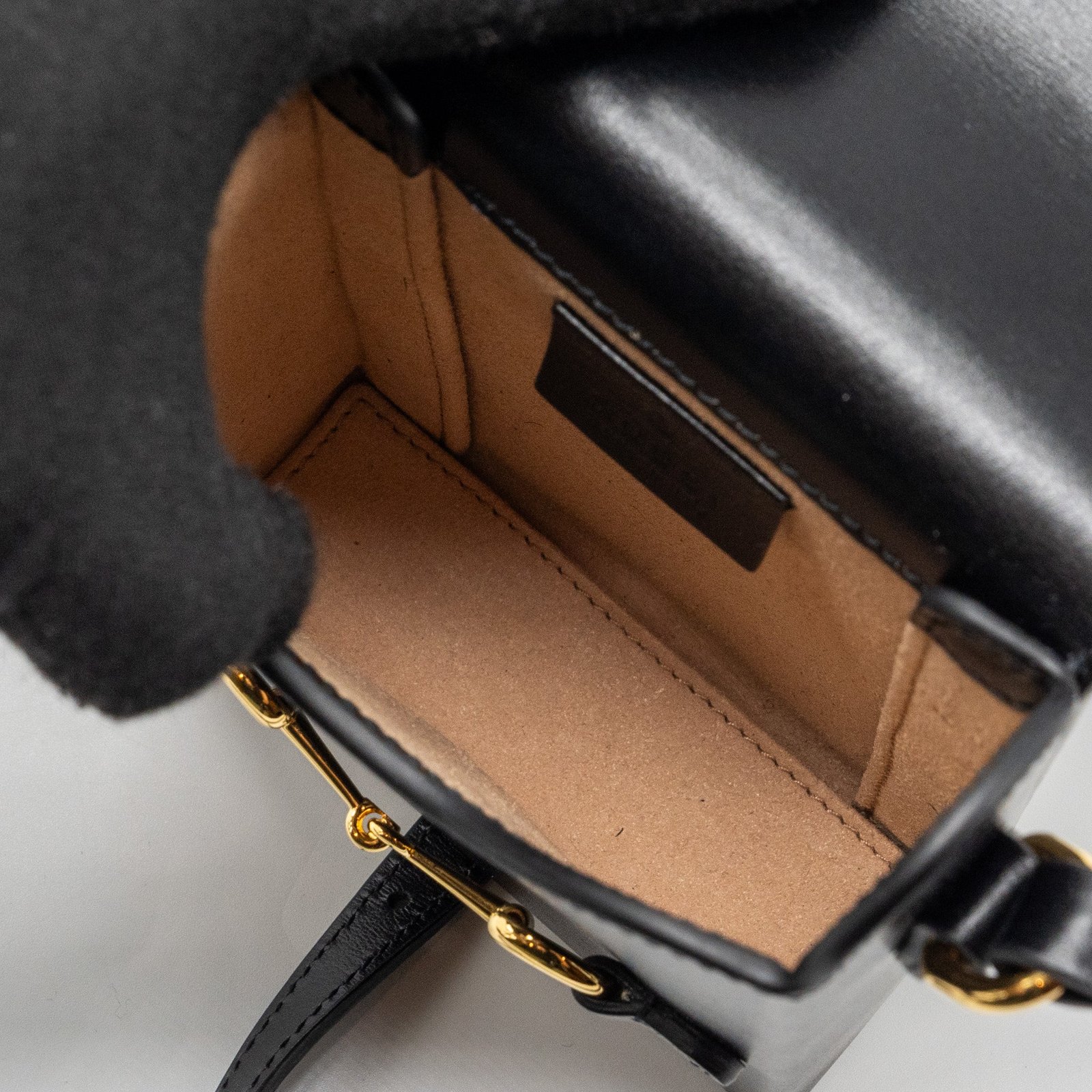 Gucci 1955 Horsebit 1955 Crossbody Bag Calfskin Black GHW | AlmaBagz - Image 11