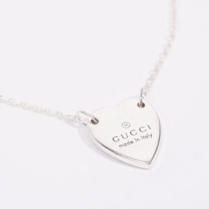 Gucci Womens Heart Bracelet Silver | AlmaBagz