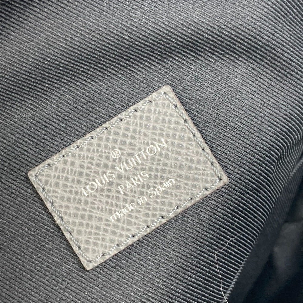 LOUIS VUITTON Shoulder Bag M30801 Taiga Leather gray Taiga avenue backpack mens Used | AlmaBagz - Image 11