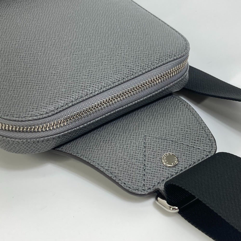 LOUIS VUITTON Shoulder Bag M30801 Taiga Leather gray Taiga avenue backpack mens Used | AlmaBagz - Image 5