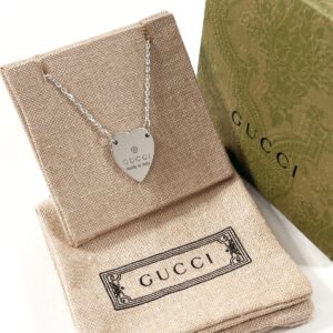 GUCCI Necklace Silver925 Silver Heart plate Women Used | AlmaBagz