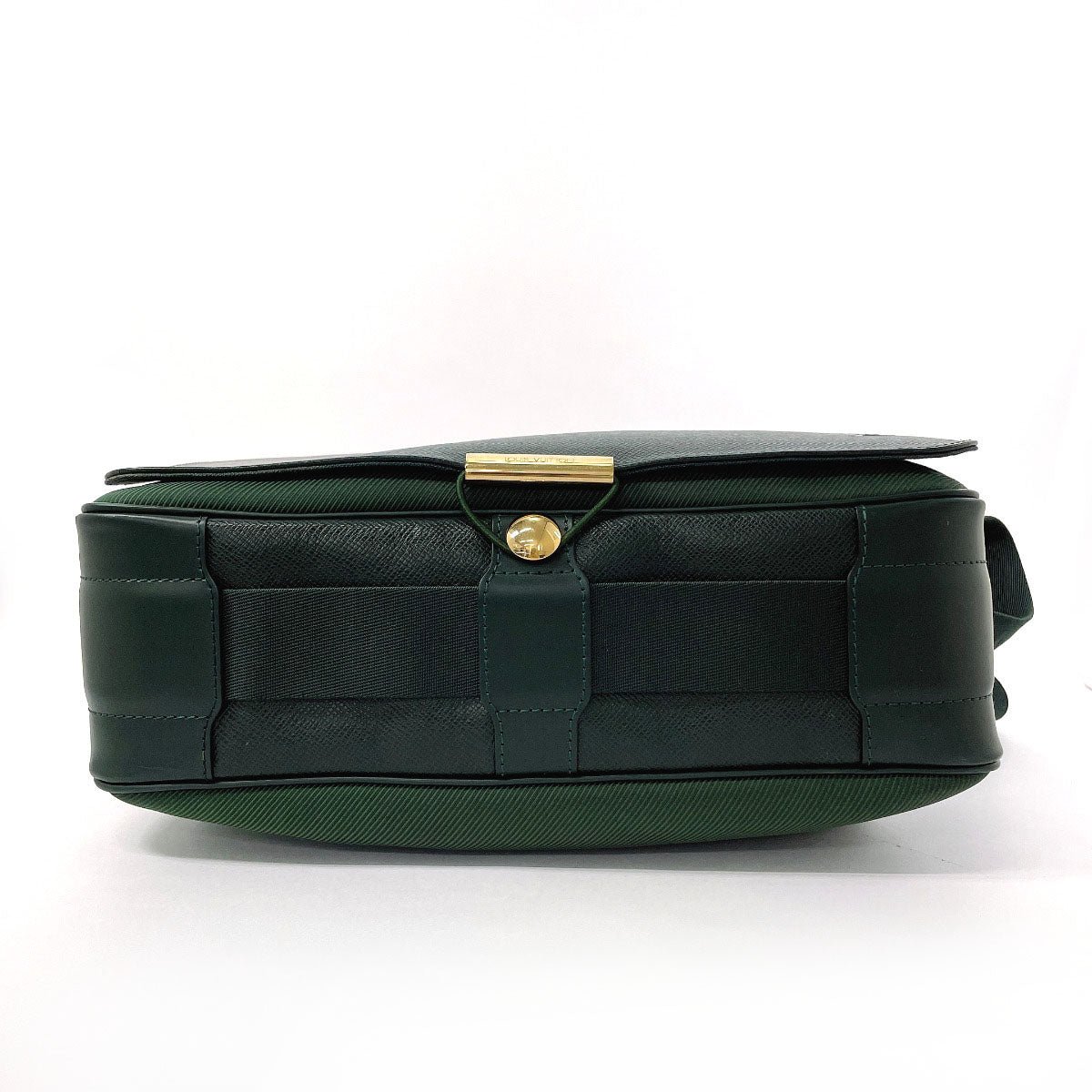 LOUIS VUITTON Shoulder Bag M30144 Taiga green Victor | AlmaBagz - Image 2