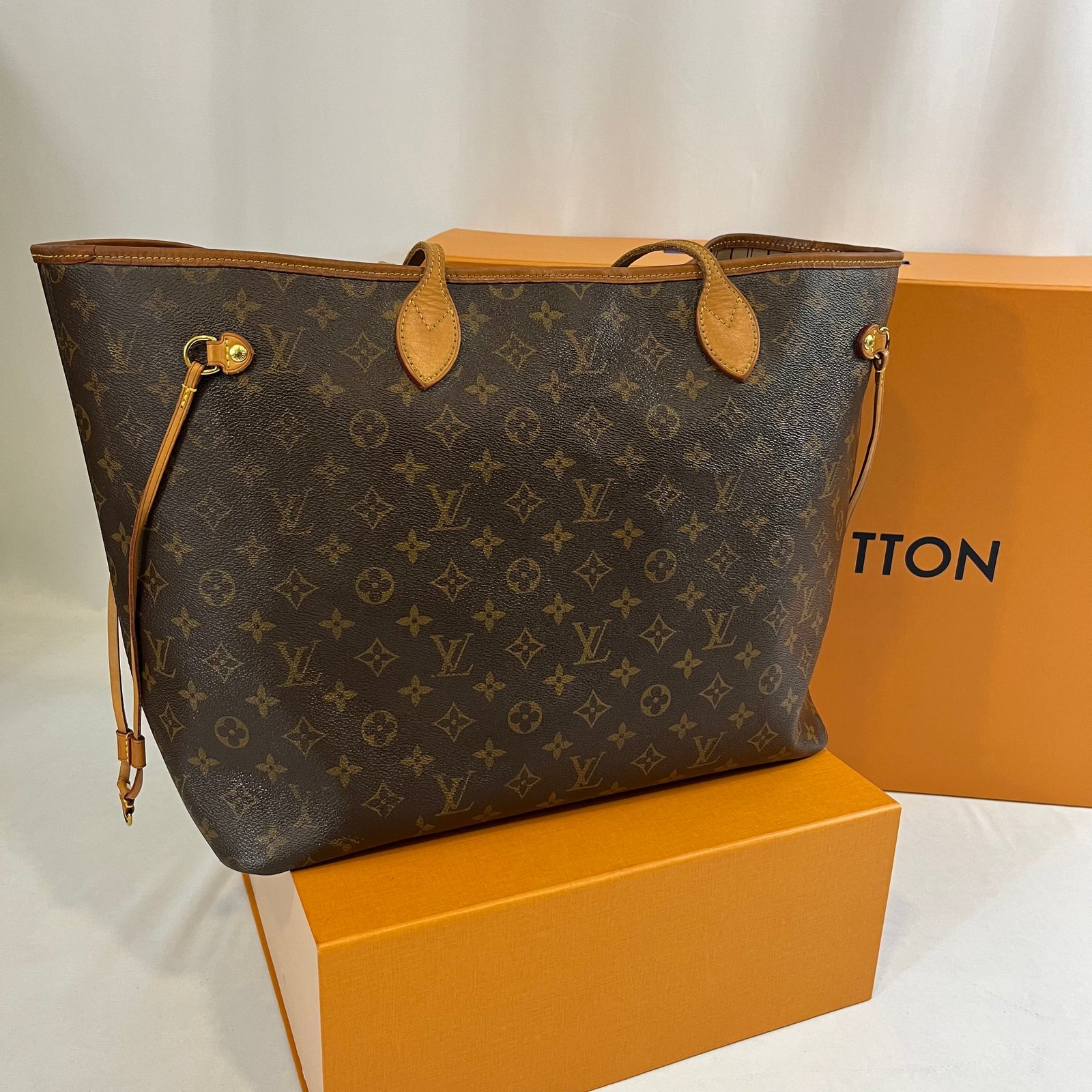 Louis Vuitton - sac Neverfull | AlmaBagz