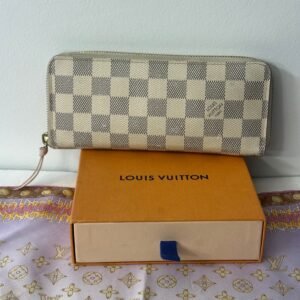 Louis Vuitton - Portefeuille Clémence | AlmaBagz