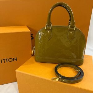 Louis Vuitton - Alma BB verni | AlmaBagz
