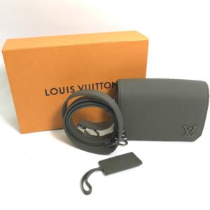 LOUIS VUITTON Shoulder Bag M82281 leather Gray type Aerogram Fastline Wearable Wallet mens Used | AlmaBagz